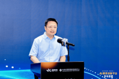 以生成式人工智能为代表的前沿手艺正挑和保守